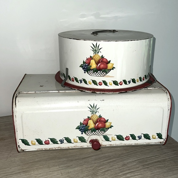 1950’s MCM Decoware bread box and cake tin. Vintage. Fruit bowl pattern… - Picture 1 of 7
